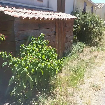 Semesterbostad Des Aresquiers