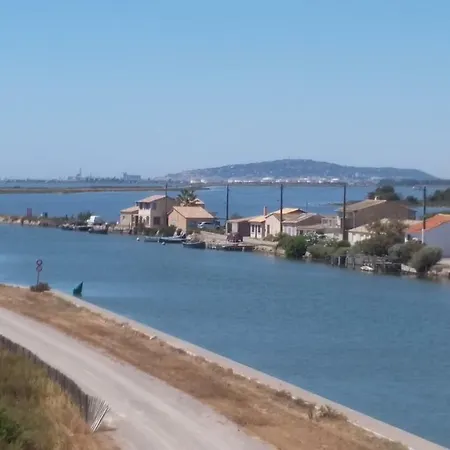 Des Aresquiers Semesterbostad