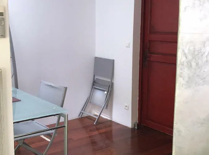 Cabanès Des Aresquiers *